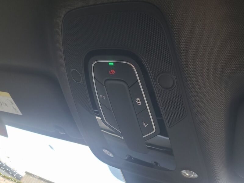 More views of Audi A6