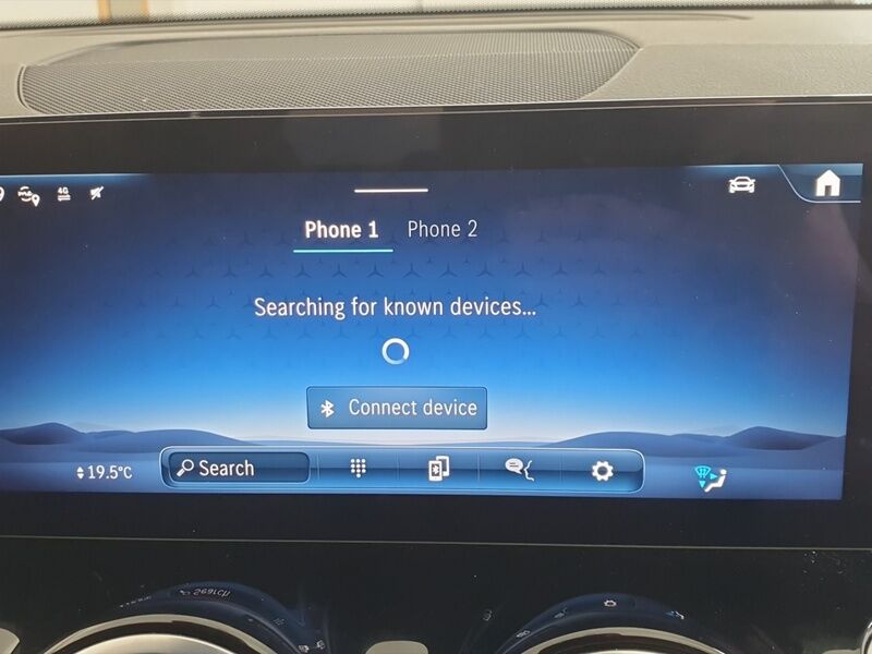 More views of Mercedes-Benz GLB