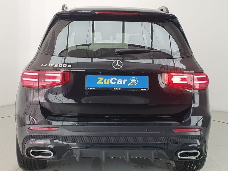 More views of Mercedes-Benz GLB