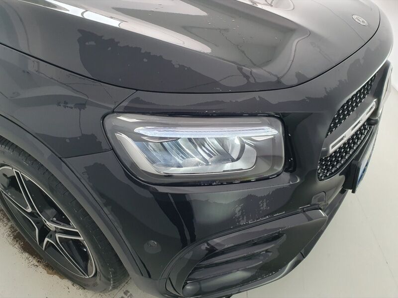 More views of Mercedes-Benz GLB