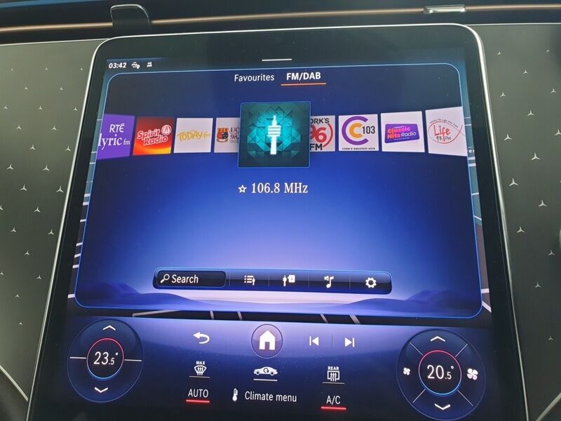 More views of Mercedes-Benz EQE