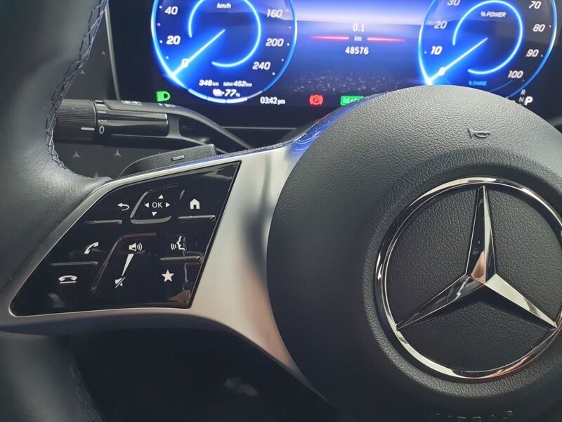 More views of Mercedes-Benz EQE