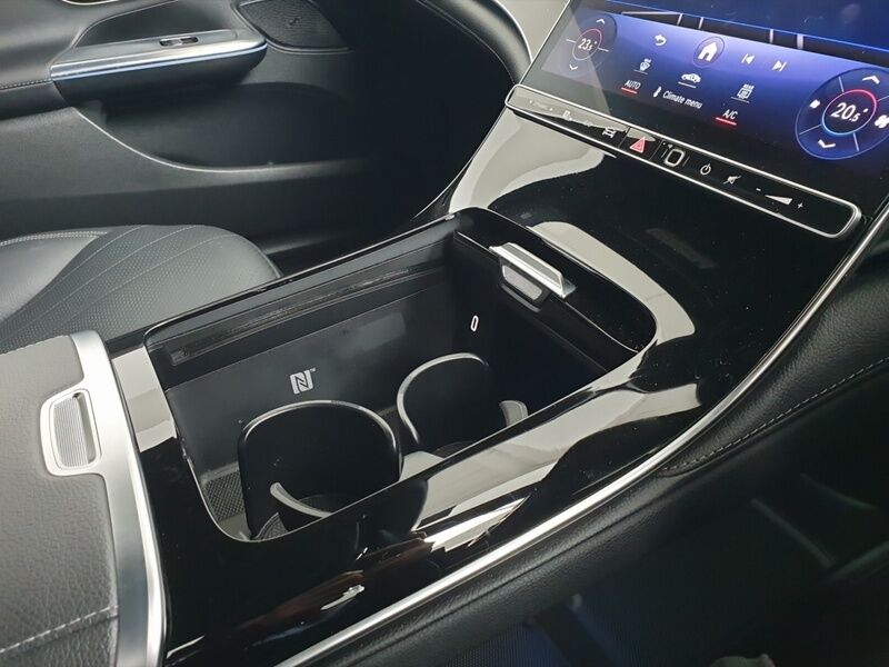 More views of Mercedes-Benz EQE