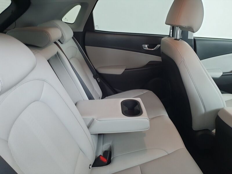 More views of Hyundai KONA