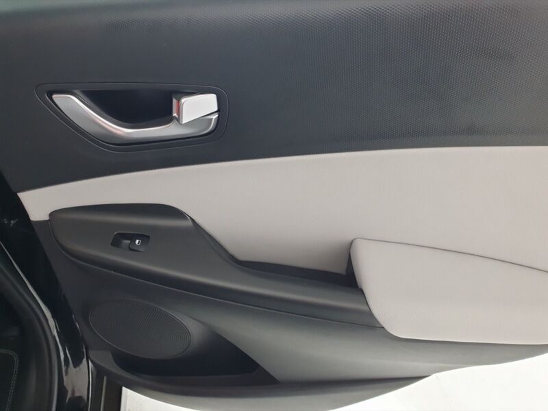 More views of Hyundai KONA