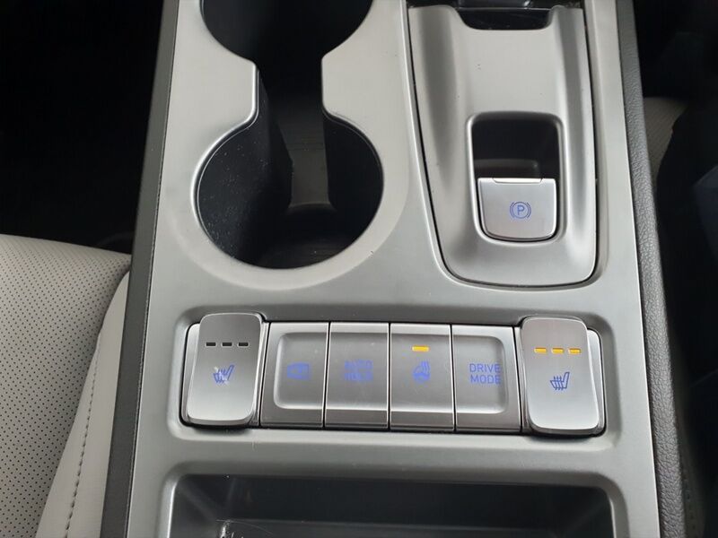 More views of Hyundai KONA