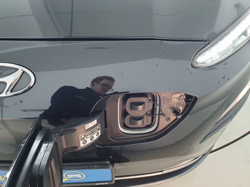 More views of Hyundai KONA