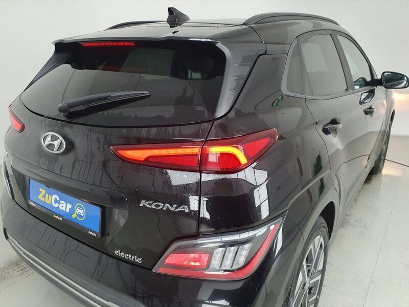 More views of Hyundai KONA