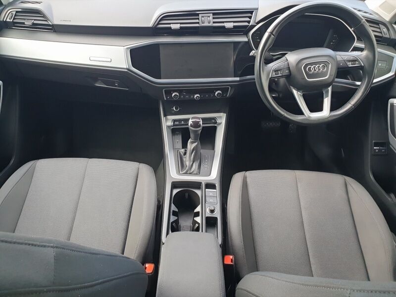 More views of Audi Q3