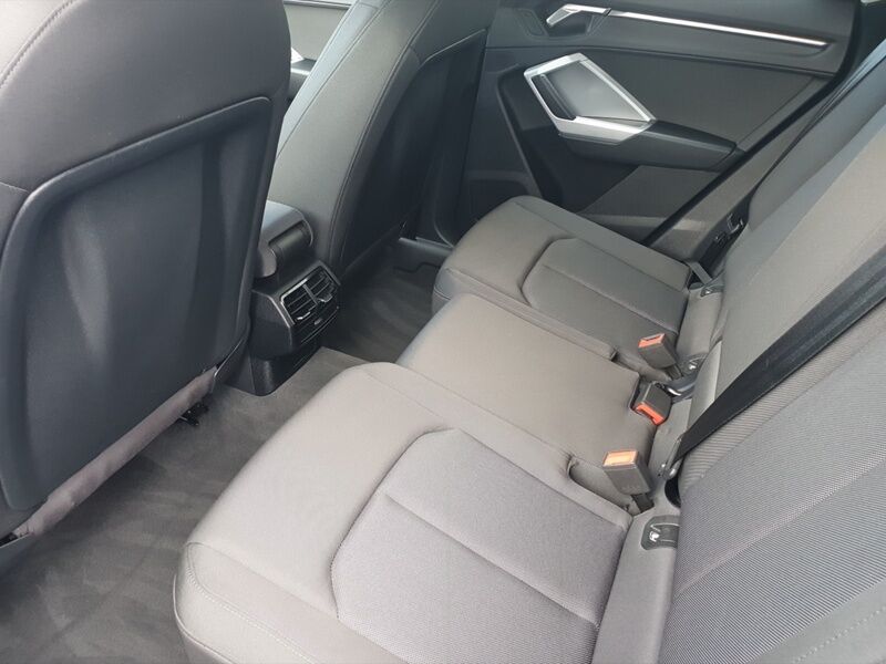 More views of Audi Q3