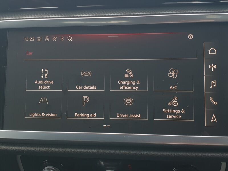 More views of Audi Q3