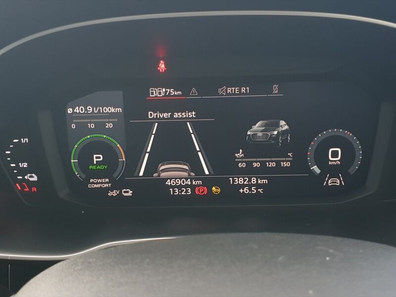 More views of Audi Q3