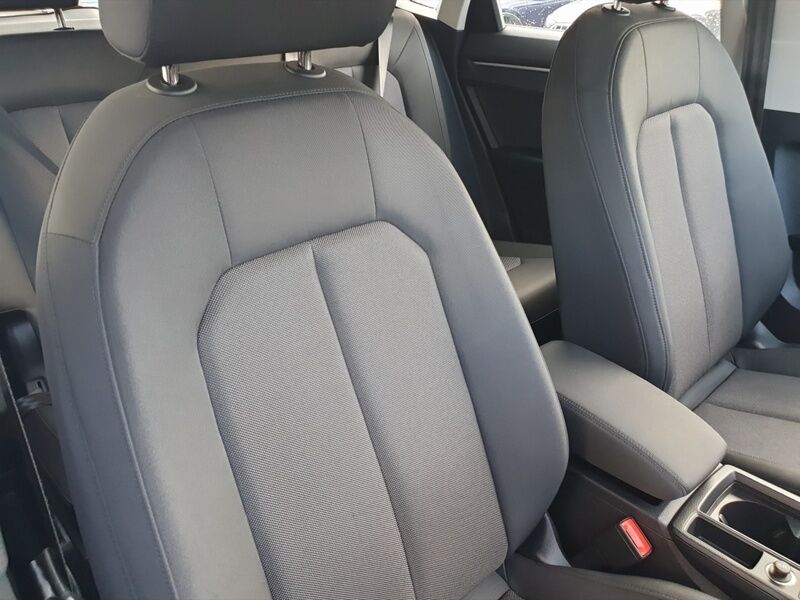 More views of Audi Q3