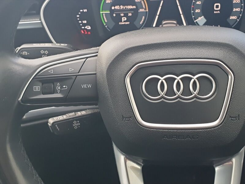 More views of Audi Q3