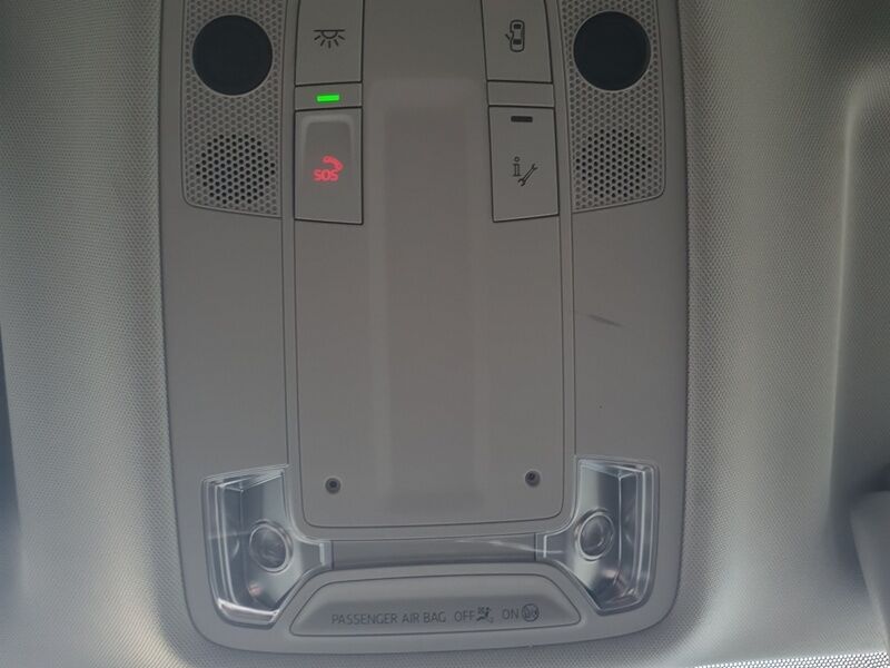 More views of Audi Q3