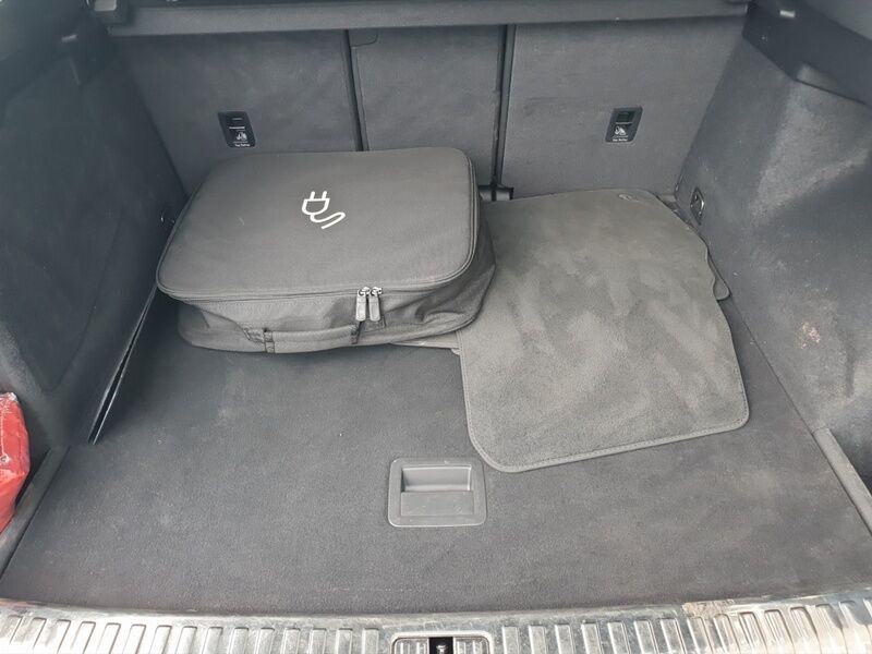 More views of Audi Q3