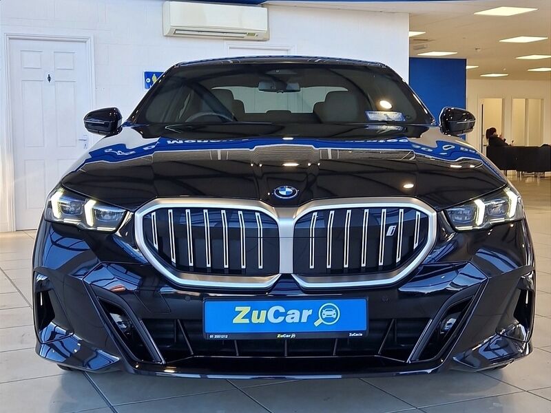 More views of BMW i5