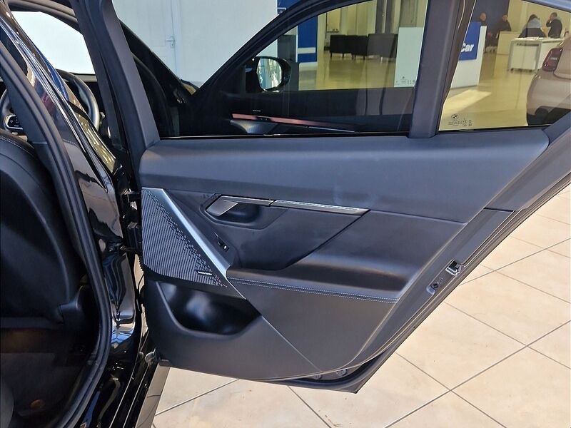 More views of BMW i5