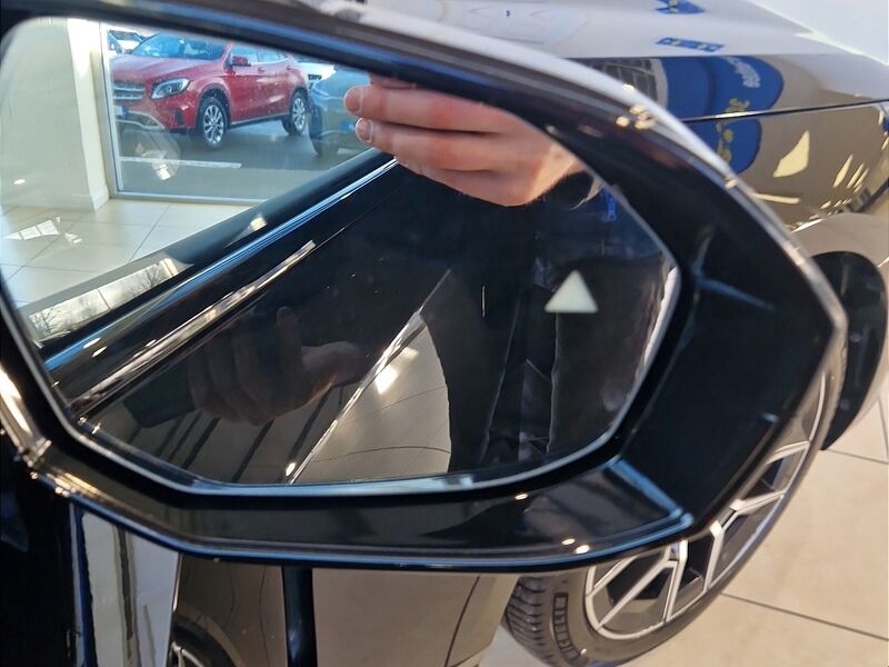 More views of BMW i5