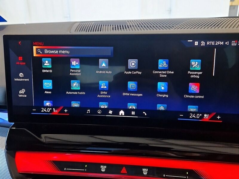 More views of BMW i5