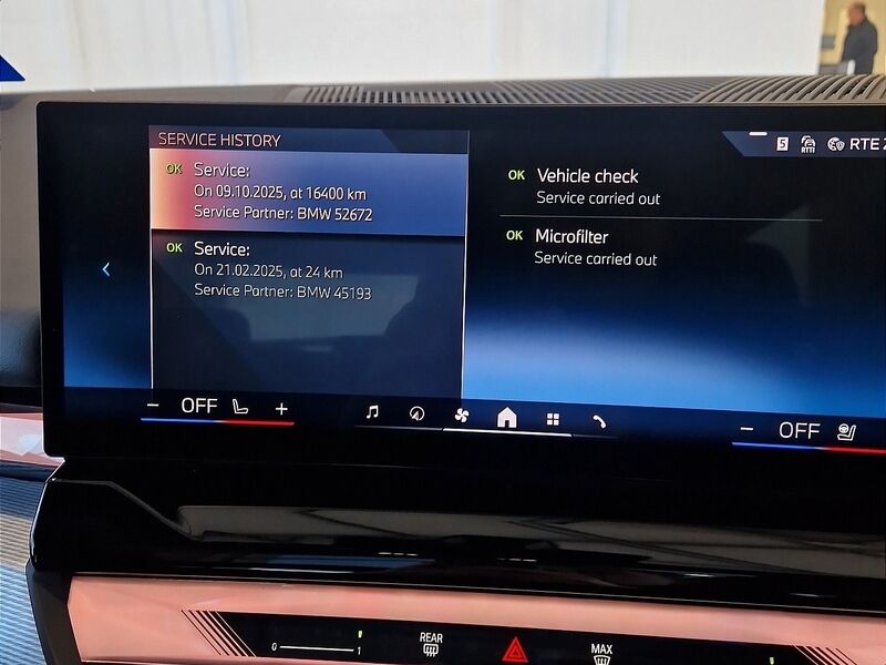 More views of BMW i5