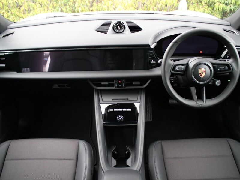 More views of Porsche Macan