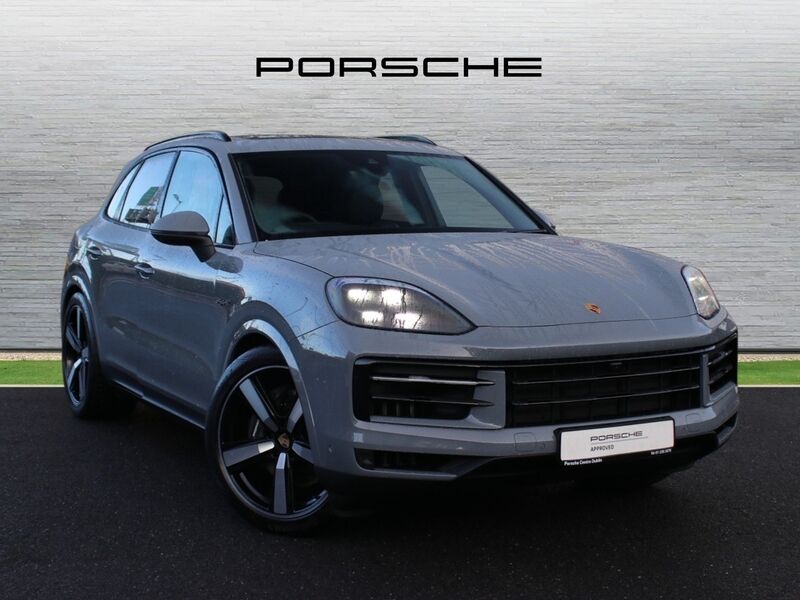 More views of Porsche Cayenne