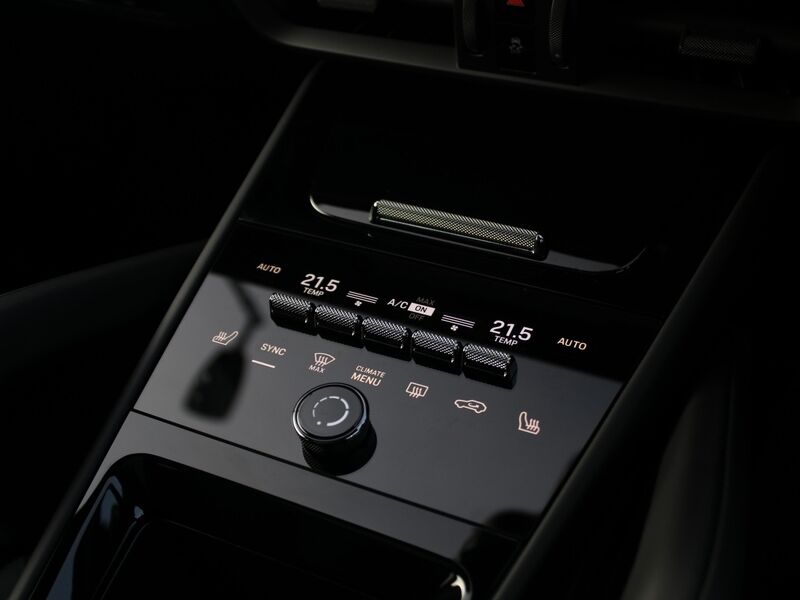 More views of Porsche Cayenne