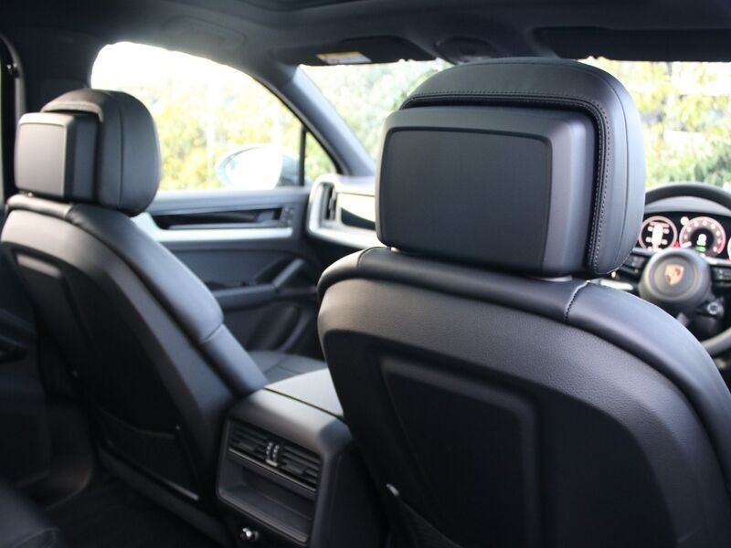 More views of Porsche Cayenne