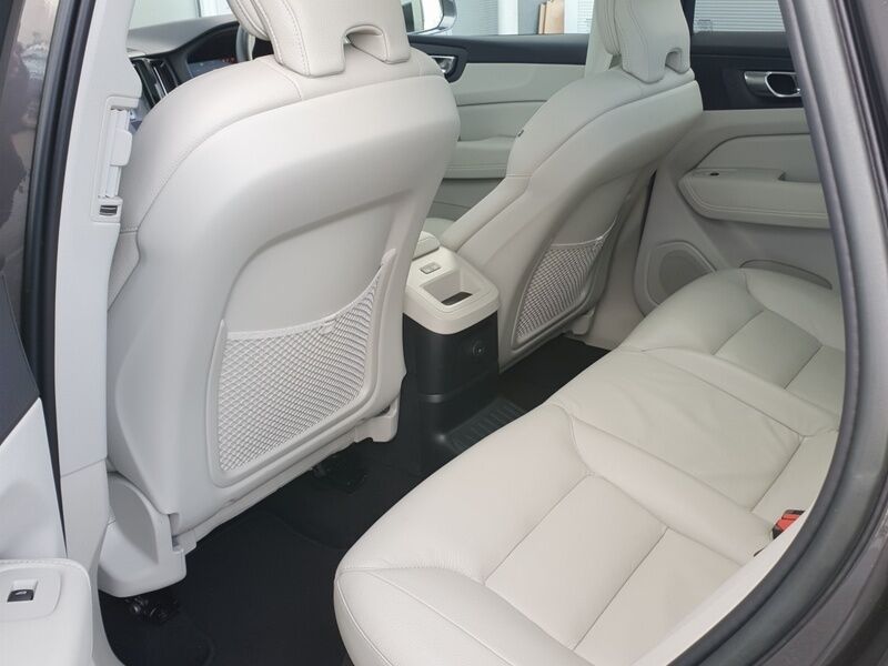 More views of Volvo XC60