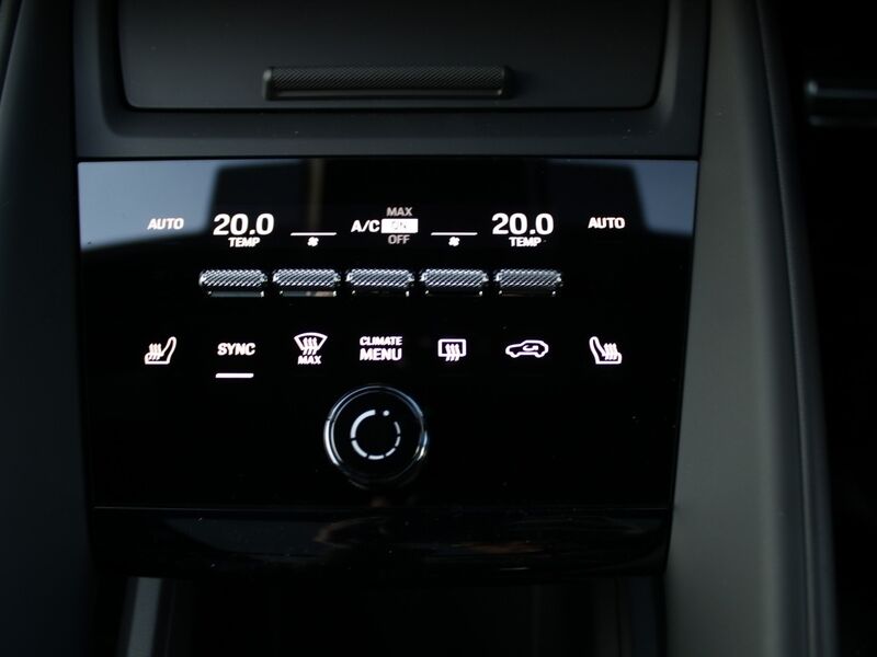 More views of Porsche Macan