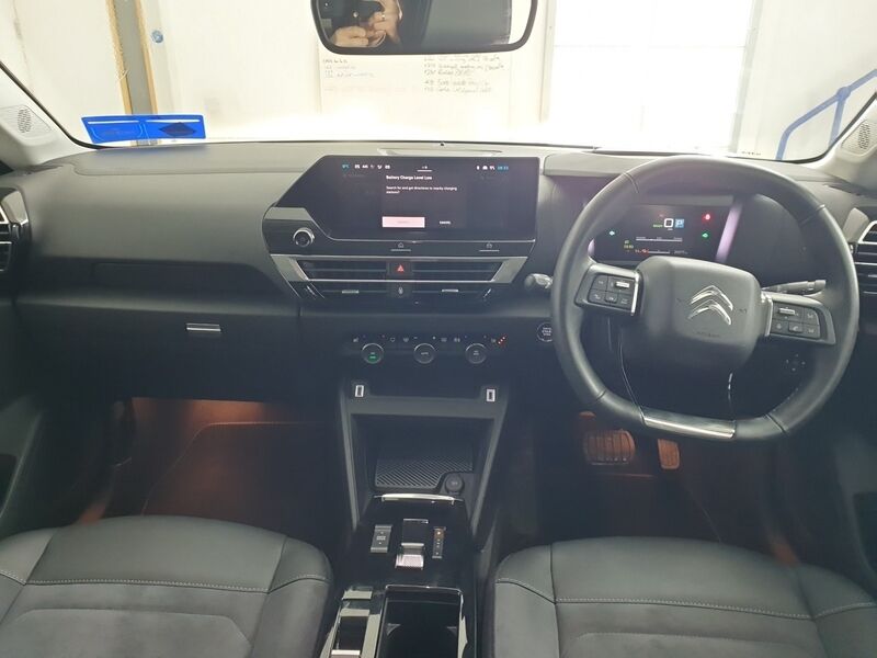 More views of Citroen e-C4 X