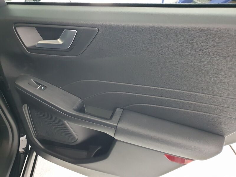 More views of Ford Kuga