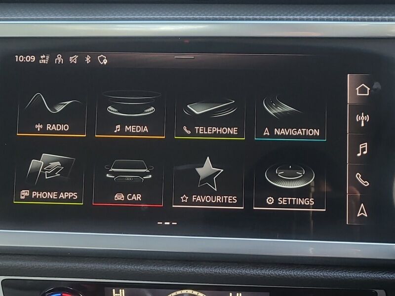 More views of Audi Q3