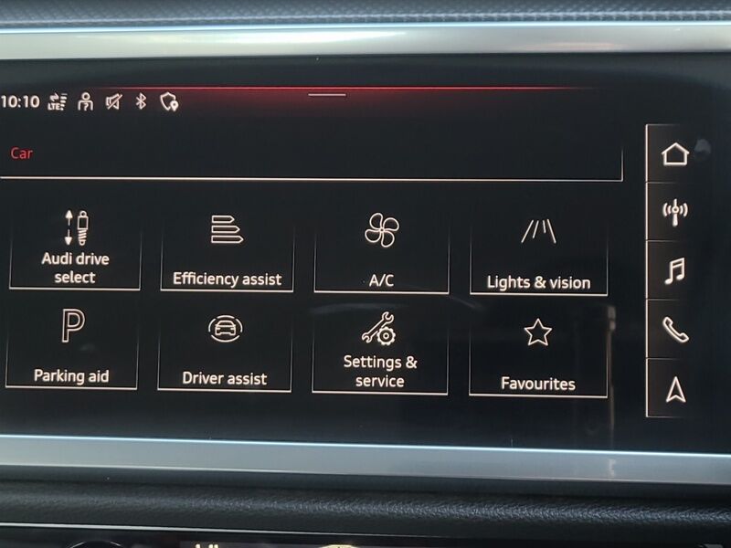 More views of Audi Q3