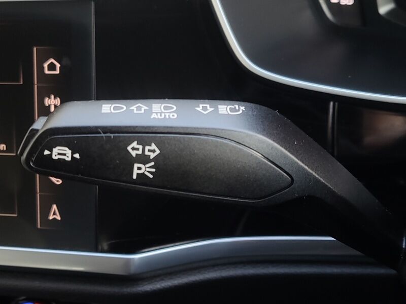 More views of Audi Q3