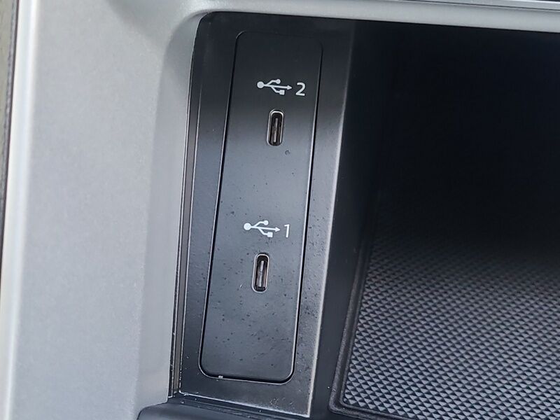 More views of Audi Q3