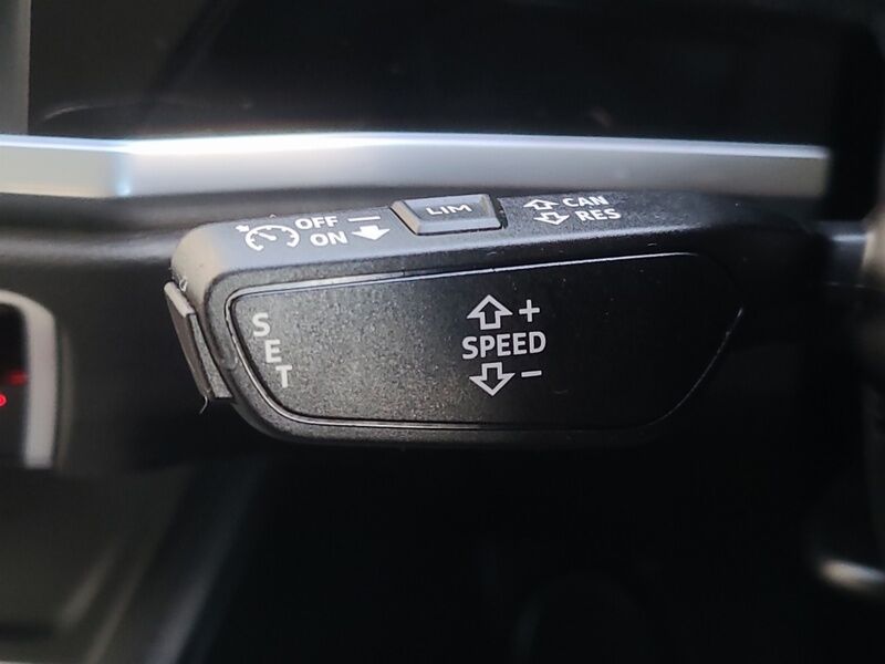 More views of Audi Q3