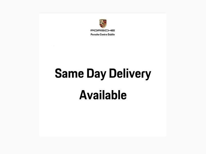 More views of Porsche Macan