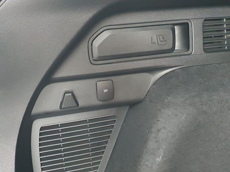 More views of Ford Kuga