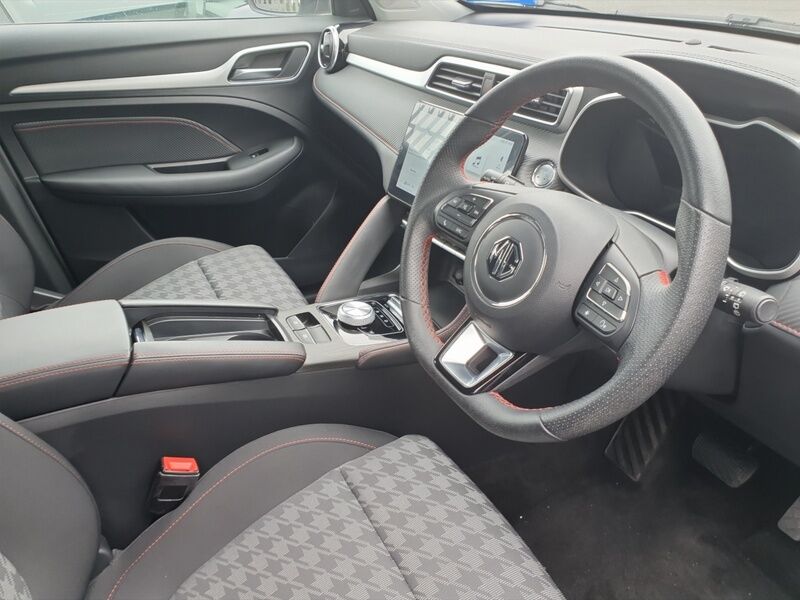 More views of MG ZS
