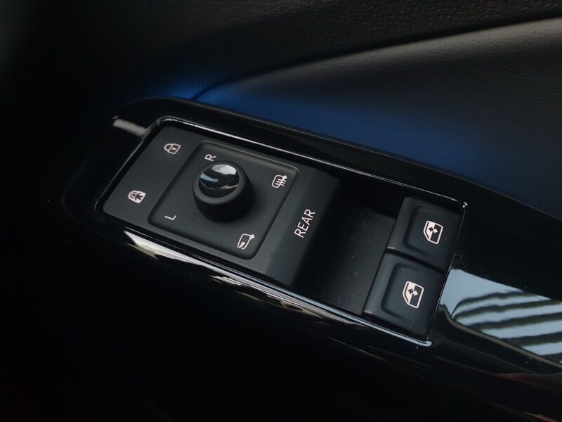 More views of Volkswagen ID.4