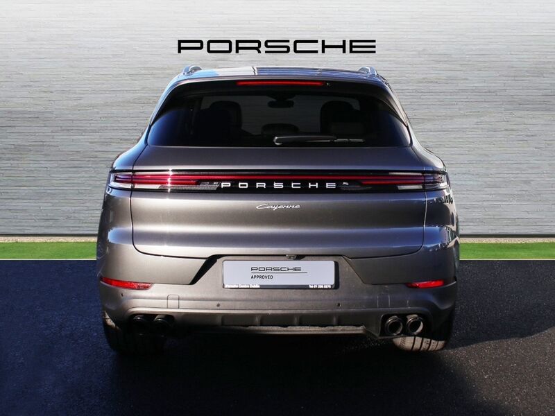 More views of Porsche Cayenne