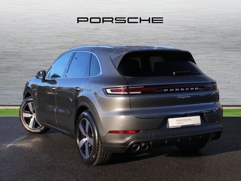 More views of Porsche Cayenne