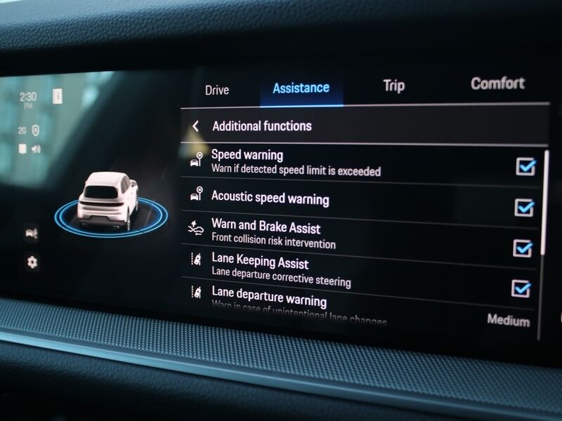 More views of Porsche Cayenne