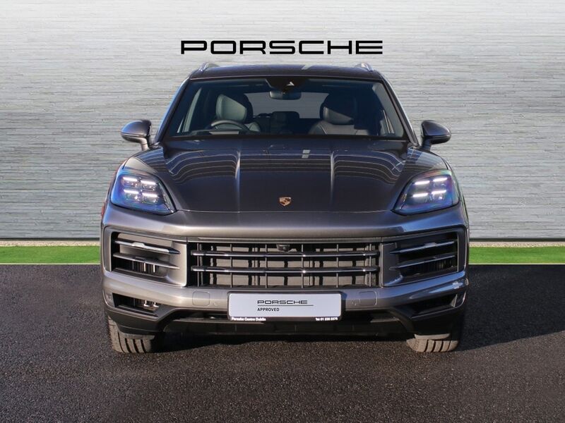 More views of Porsche Cayenne