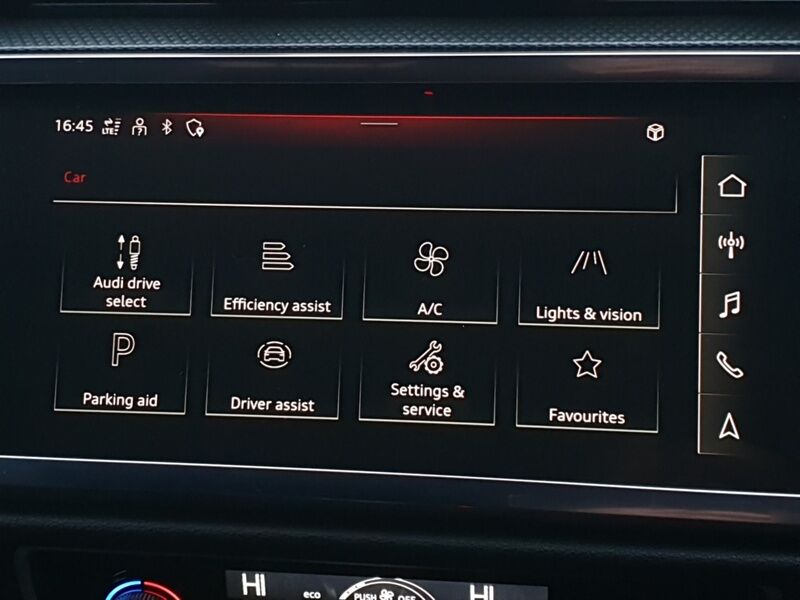 More views of Audi Q3