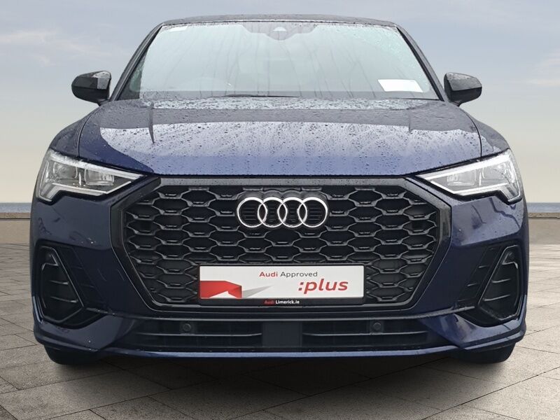 More views of Audi Q3