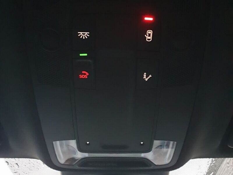 More views of Audi Q3