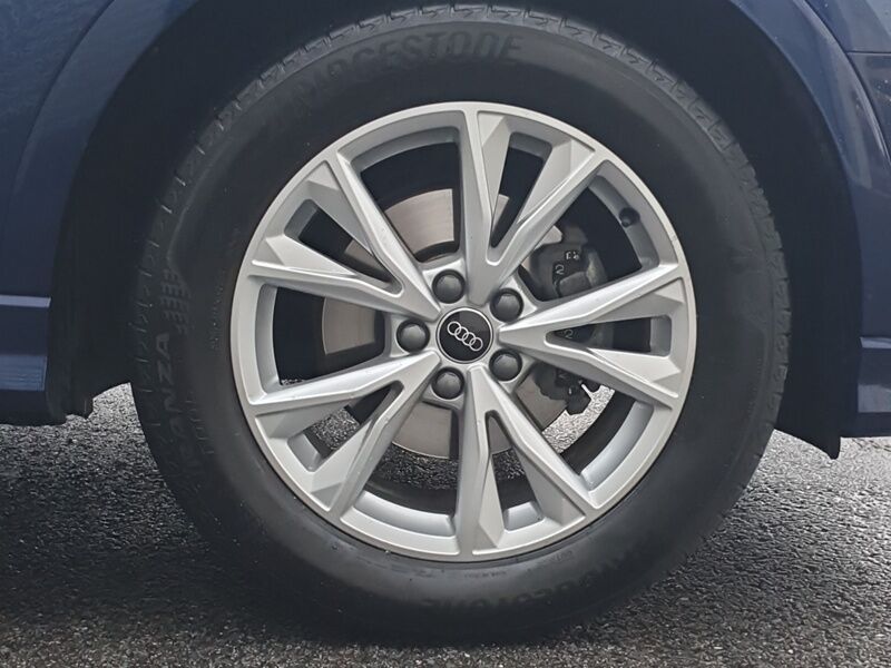 More views of Audi Q3